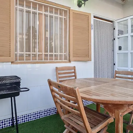 Sunny Coastal Retreat With Pool & Terrace Lejlighed Gran Alacant